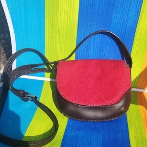 ✨️ Liz Claiborne Red and Brown Crossbody Saddle Bag